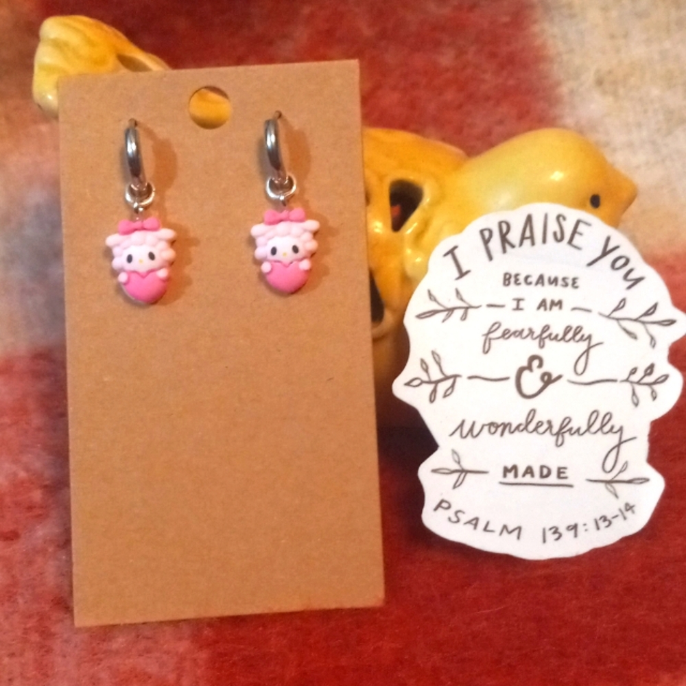 Hello Kitty Bundle!! - Picture 6 of 8